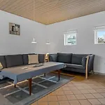 Kalli - 100m From The Sea By Interhome *