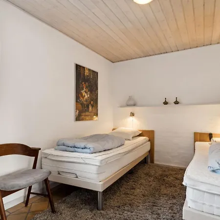 Kalli - 100m From The Sea By Interhome
