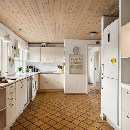 Holiday home Kalli - 100m From The Sea By Interhome