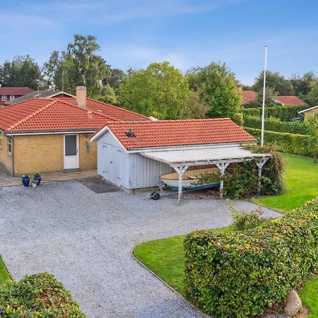 Kalli - 100m From The Sea By Interhome Holiday home Nedre Lysabild